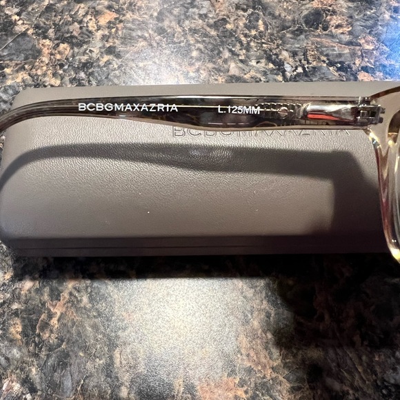 Youth girls BCBG max Azria frames - Picture 3 of 3